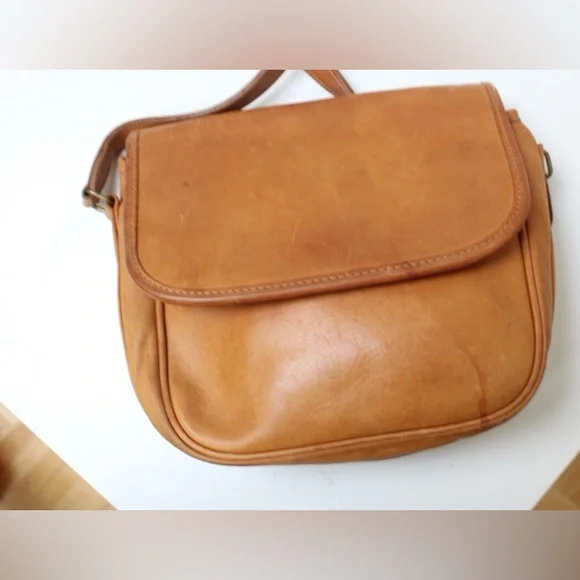 Vintage Coach Cafe flap cross body bag - Picture 11 of 16